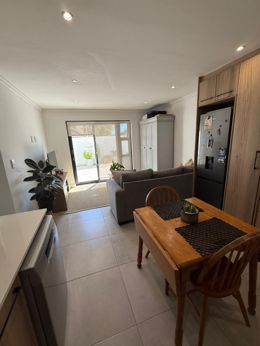 To Let 2 Bedroom Property for Rent in Durbanville Western Cape